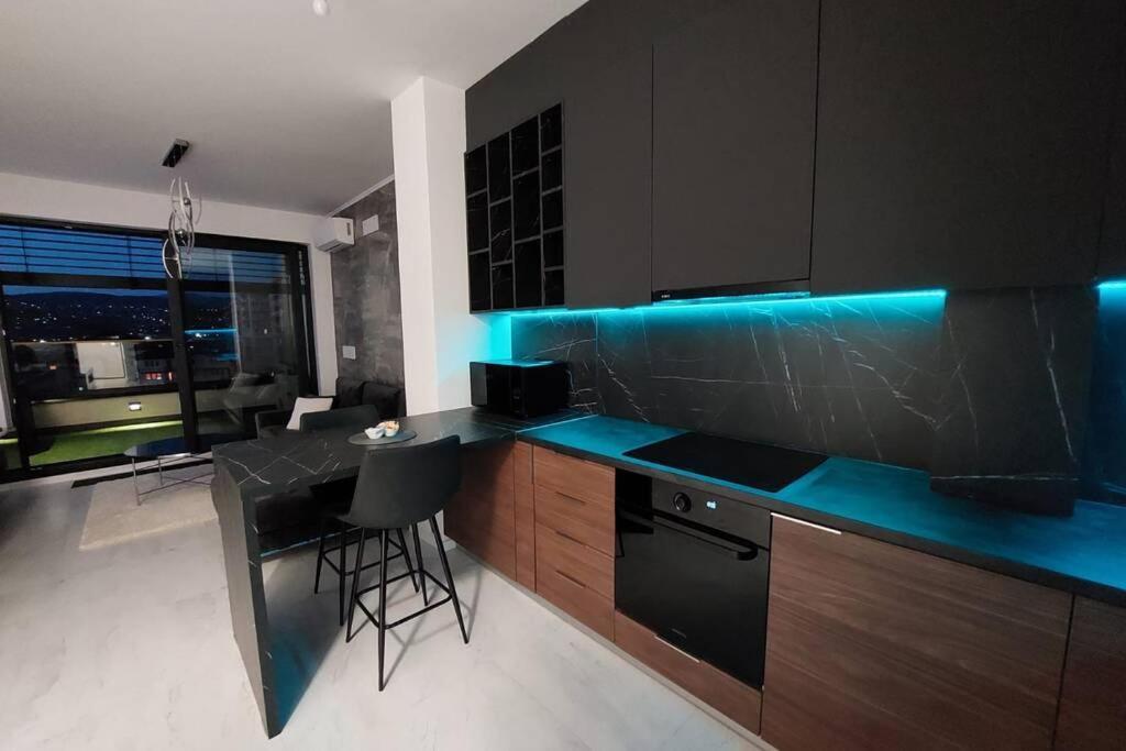 Ferienwohnung Luxury Penthouse SJJ Exterior foto