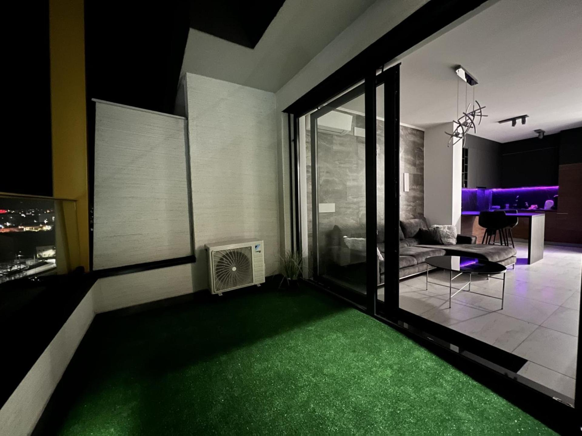 Ferienwohnung Luxury Penthouse SJJ Exterior foto