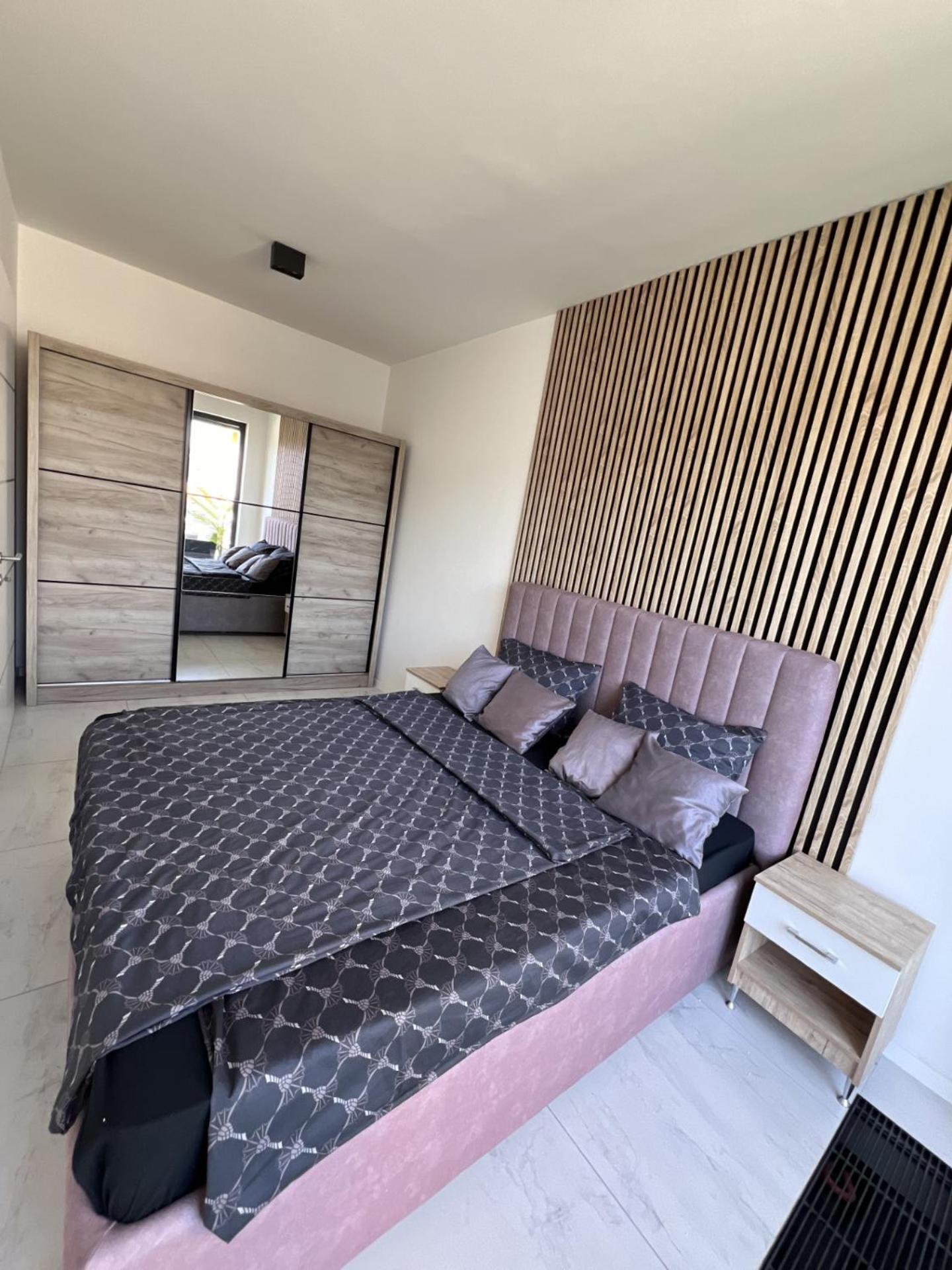 Ferienwohnung Luxury Penthouse SJJ Exterior foto